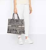 LARGE DIOR BOOK TOTE Blue Toile de  (42 x 35 x 18.5 cm). - Image 2