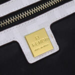 2 color handmade illustration bag. - Image 14