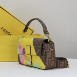 2 color handmade illustration bag. - Image 7
