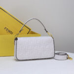 2 color handmade illustration bag. - Image 8