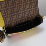 2 color handmade illustration bag. - Image 13