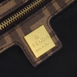 2 color handmade illustration bag. - Image 15