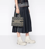 SMALL DIOR BOOK TOTE Blue Dior (26.5 x 21 x 14 cm). - Image 2