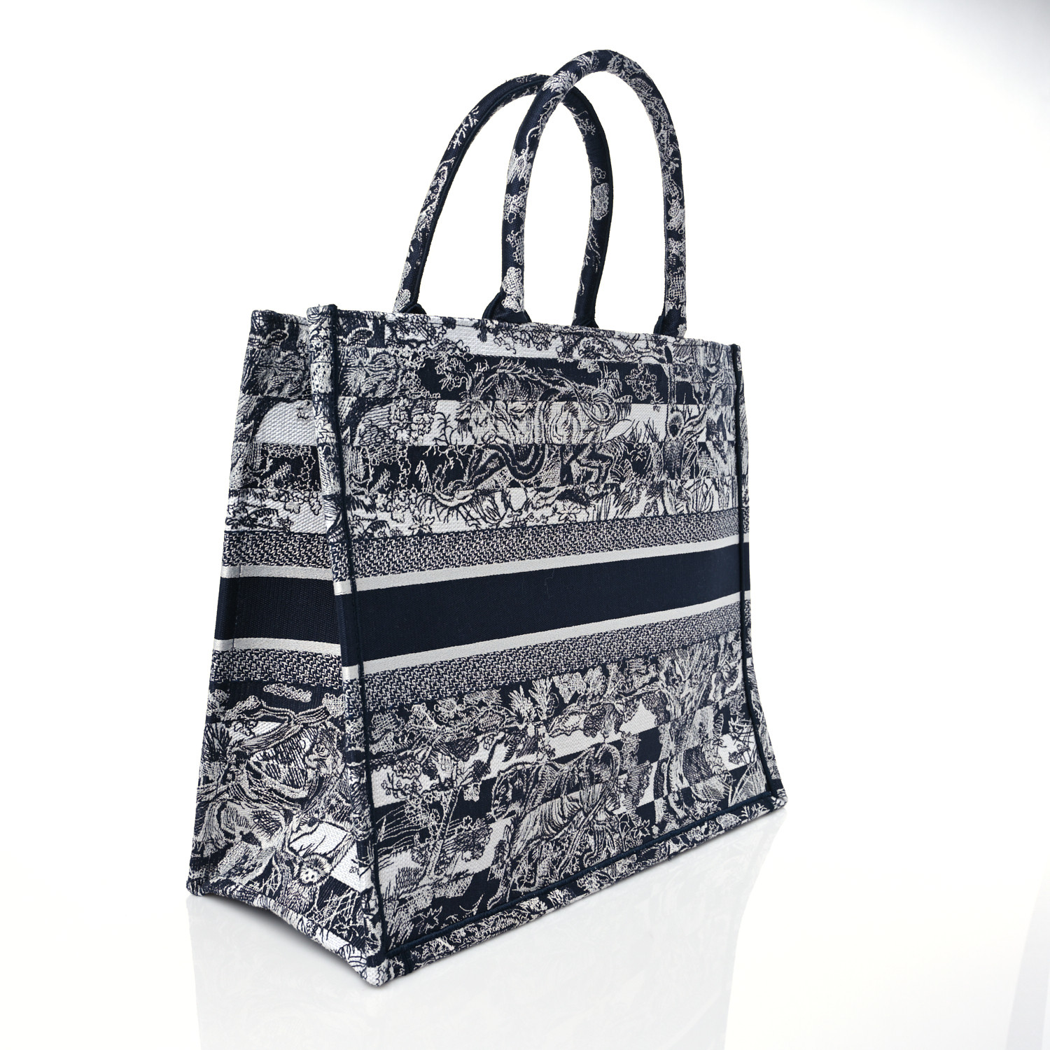 6AE724D8-16C0-23AF-AFD2-7AF6AF9111AF-1 CHRISTIAN DIOR Large Toile Book Tote Blue. - Image 1