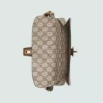 belt bag. - Image 6