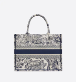 DIOR BOOK TOTE Blue Toile de  (36 x 27.5 x 16.5 cm). - Image 3