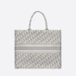 LARGE DIOR BOOK TOTE Gray Dior  (42 x 35 x 18.5 cm).
