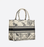 DIOR BOOK TOTE Latte  (36 x 27.5 x 16.5 cm). - Image 4