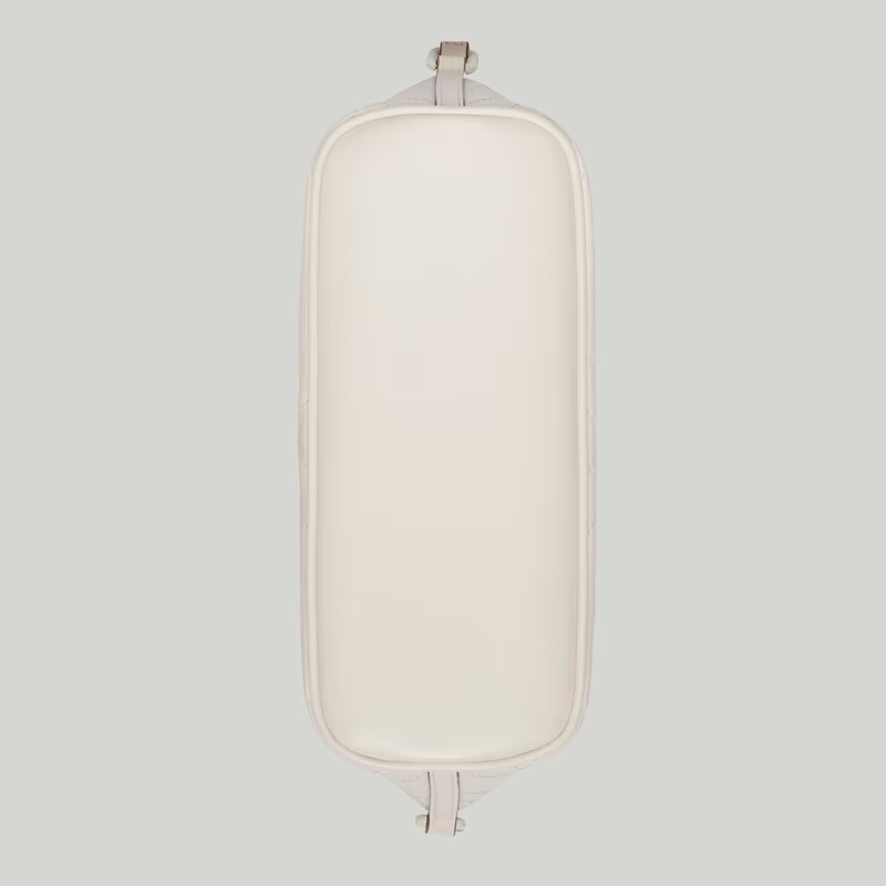 F11E579B-B627-EB9A-C023-6D52B80AFDAA hand shoulder bag. - Image 1