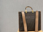 4 colors luxury old flower tote bag. - Image 7